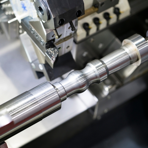 machining automotive part by cnc turning machine